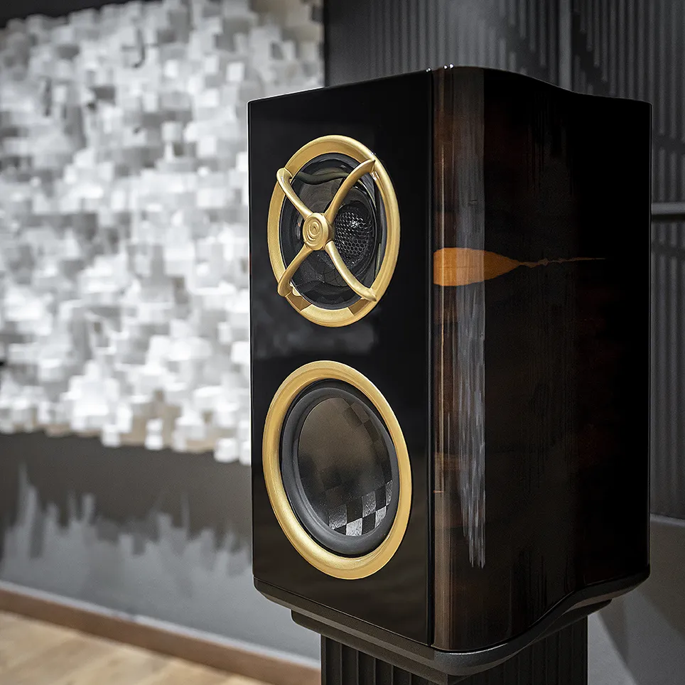 Audionostrum - detal obudowy kolumny hi-end