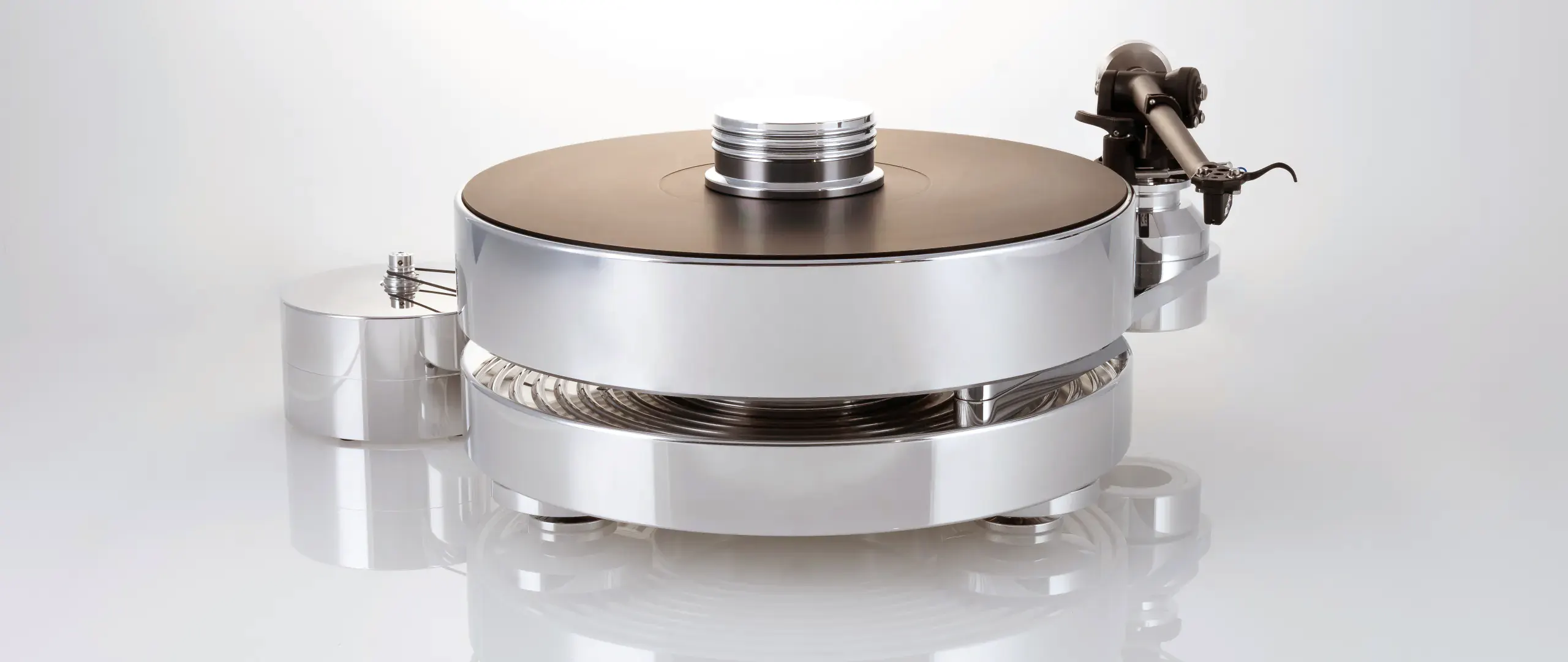 Gramofon hi end.