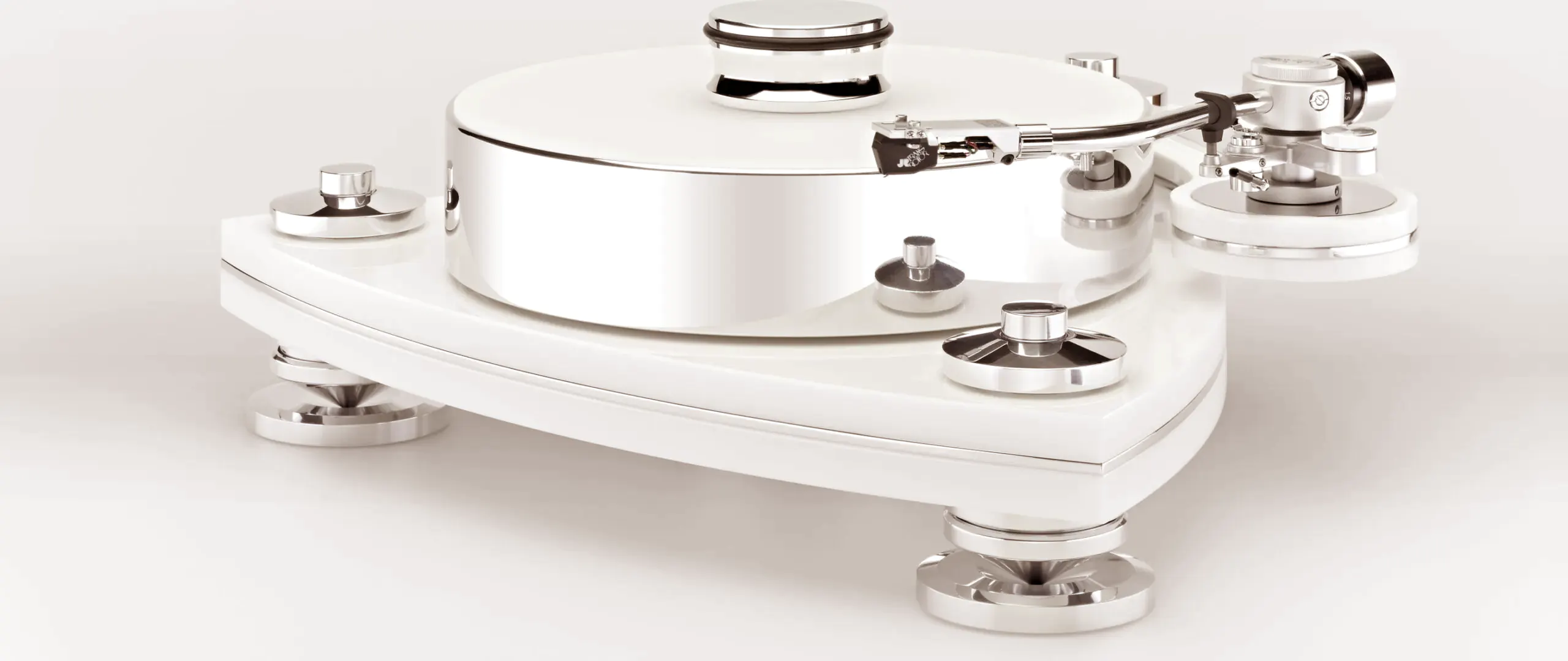 Gramofon hi end.