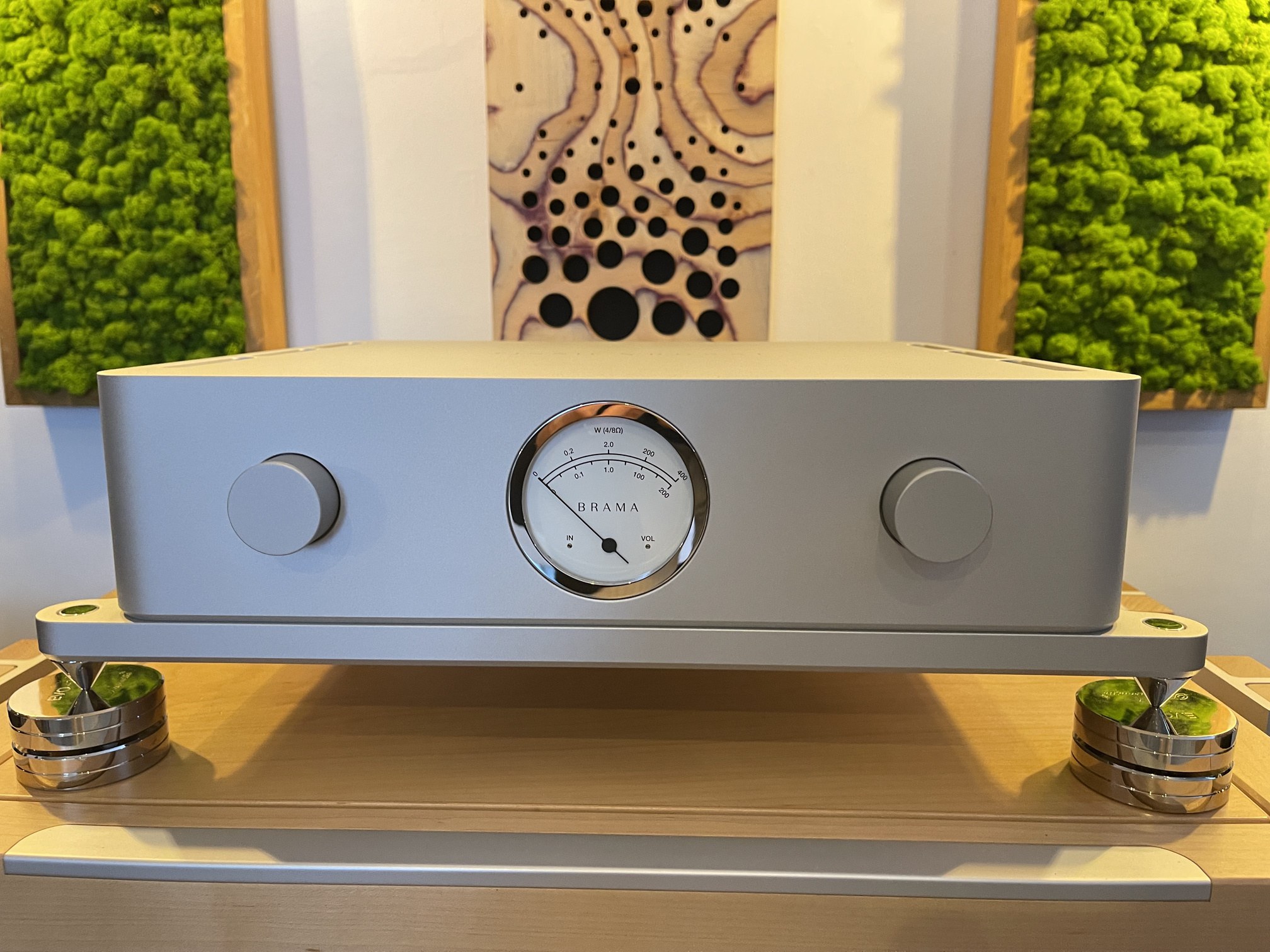 Vinnie Rossi BRAMA - zintegrowany wzmacniacz high-end w salonie Nautilus Północ