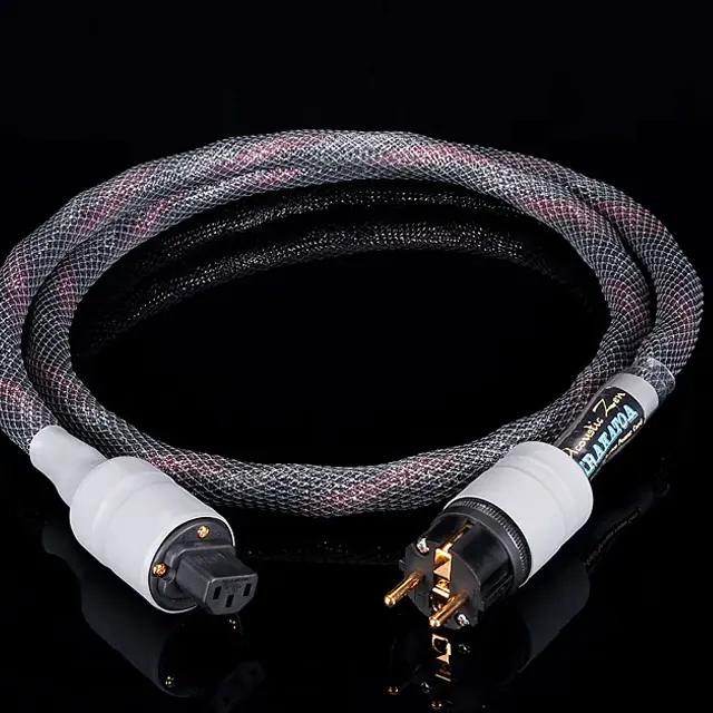 Zdjęcie przedstawia kable hi end acoustic zen przewody.