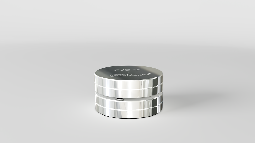 Srebrny izolator antywibracyjny EVO-3 marki RDacoustic w ujęciu z góry na jasnym tle, Gdańsk, Sopot, Gdynia, Trójmiasto.